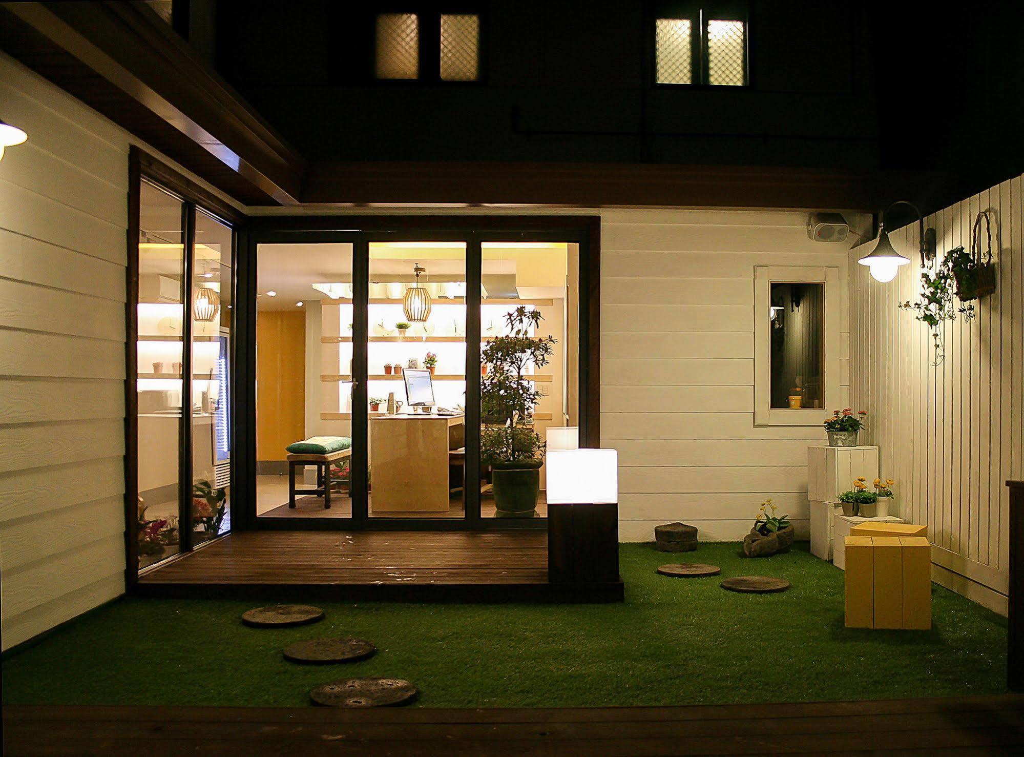Hotel Tong Seoul Dongdaemun Kültér fotó